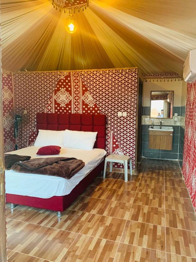 Maraheb Luxury Camp Hotel Wadi Rum Buitenkant foto