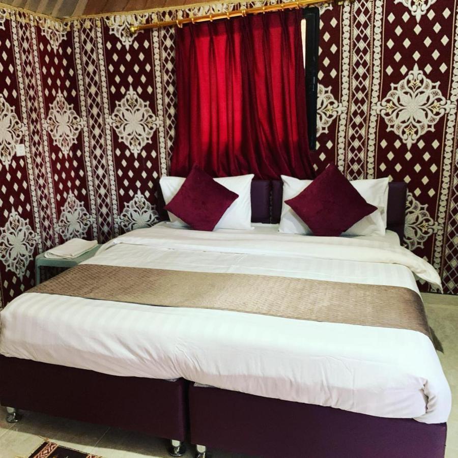 Maraheb Luxury Camp Hotel Wadi Rum Buitenkant foto