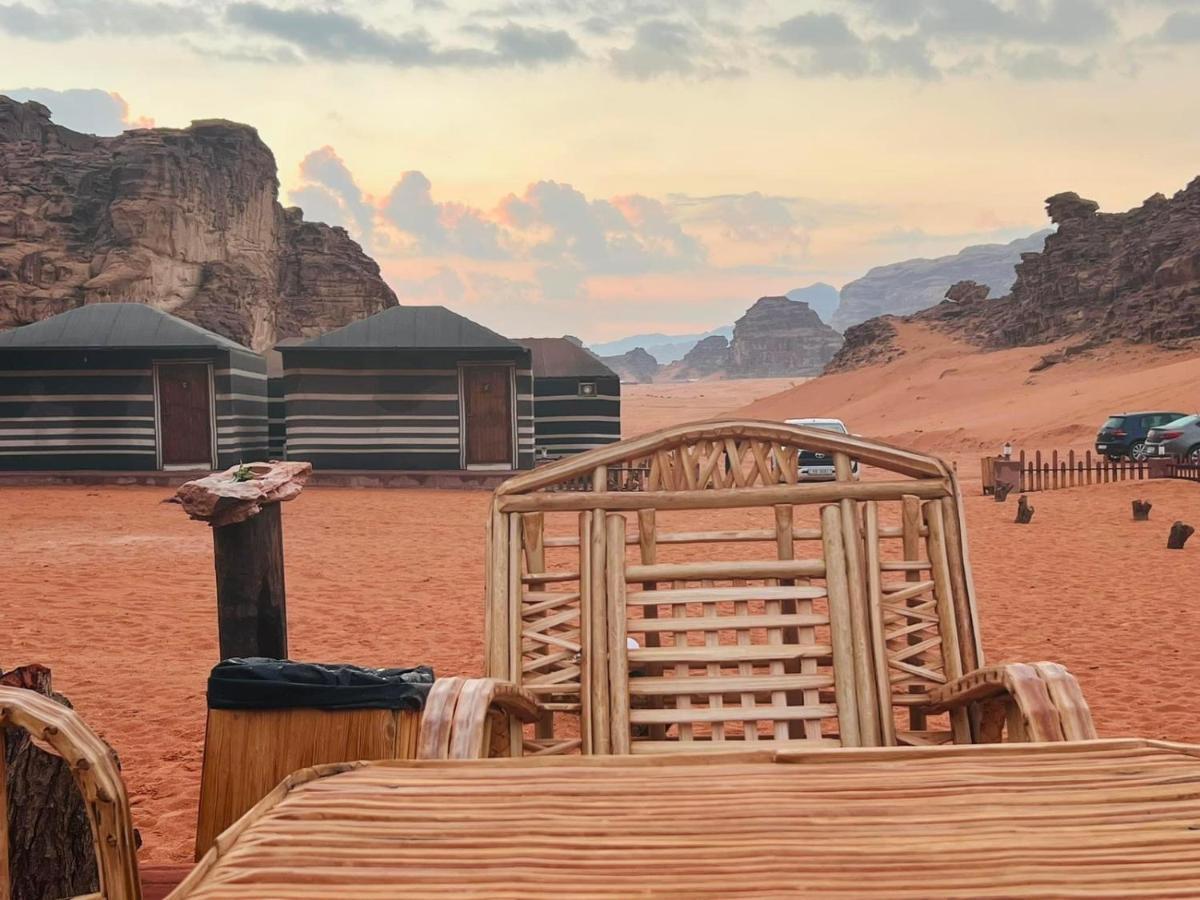 Maraheb Luxury Camp Hotel Wadi Rum Buitenkant foto