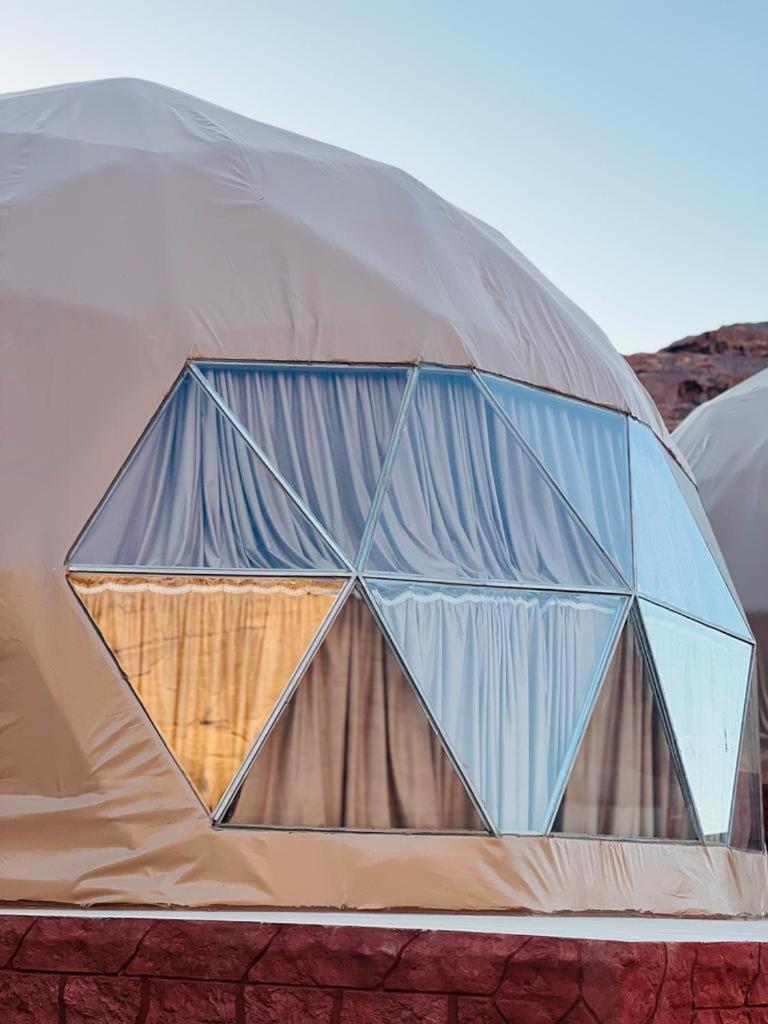 Maraheb Luxury Camp Hotel Wadi Rum Buitenkant foto