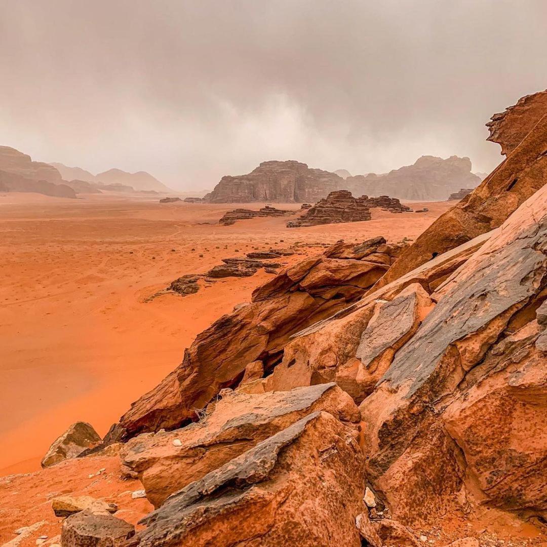 Maraheb Luxury Camp Hotel Wadi Rum Buitenkant foto
