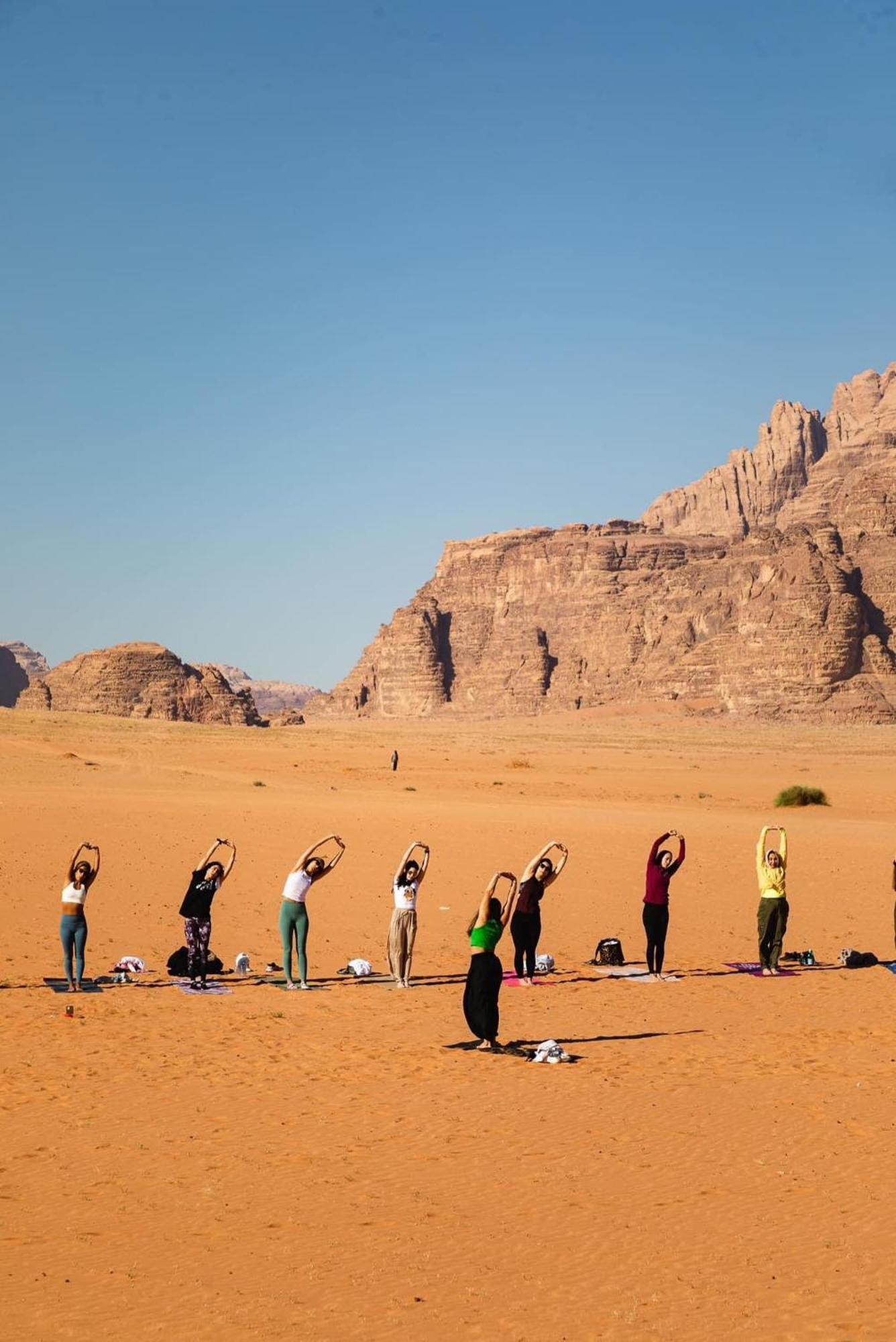Maraheb Luxury Camp Hotel Wadi Rum Buitenkant foto